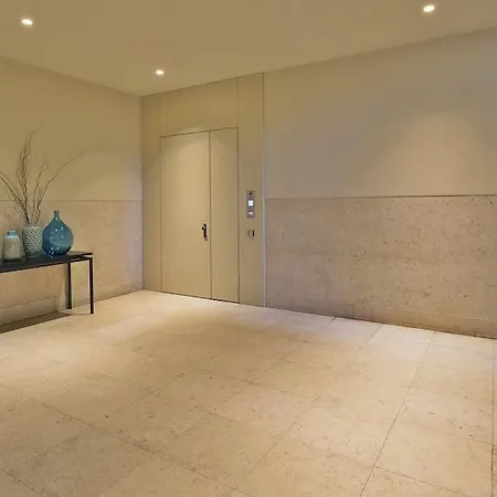 Five Stars 8 Building Appartement *